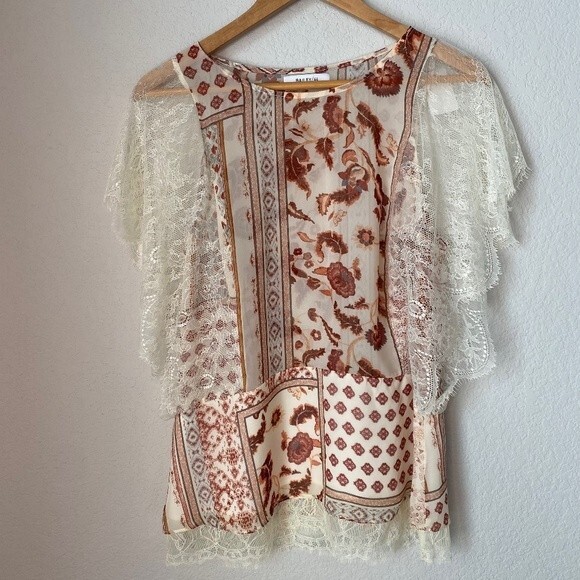 Bailey 44 Cream Red Boho Sheer Lace Floral Patterned Blouse  - Size Small - Picture 1 of 7